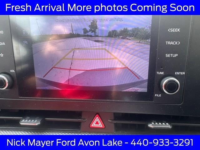 Used 2023 Kia Sportage LX AWD/4WD image 16