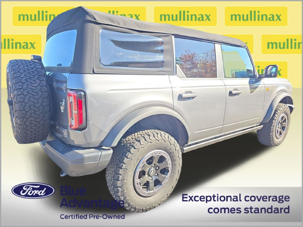 Certified 2022 Ford Bronco Badlands AWD/4WD image 3