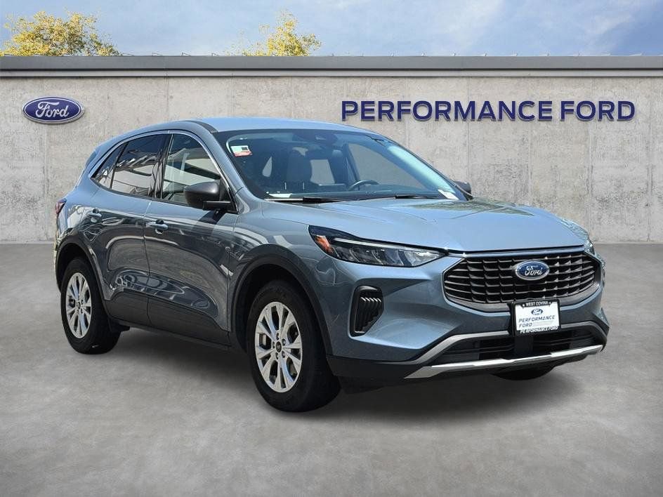 Certified 2024 Ford Escape Active FWD image 6