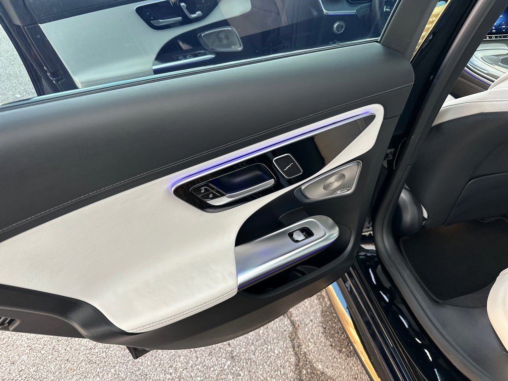 Used 2022 Mercedes-Benz C 300 Sedan image 28