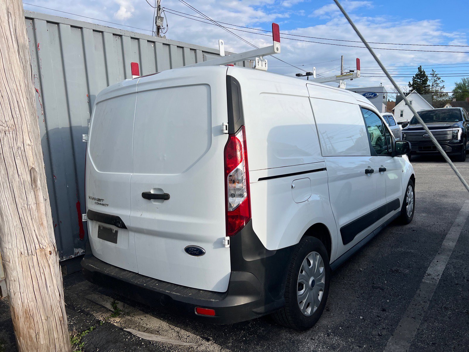 Certified 2020 Ford Transit Connect XL image 4