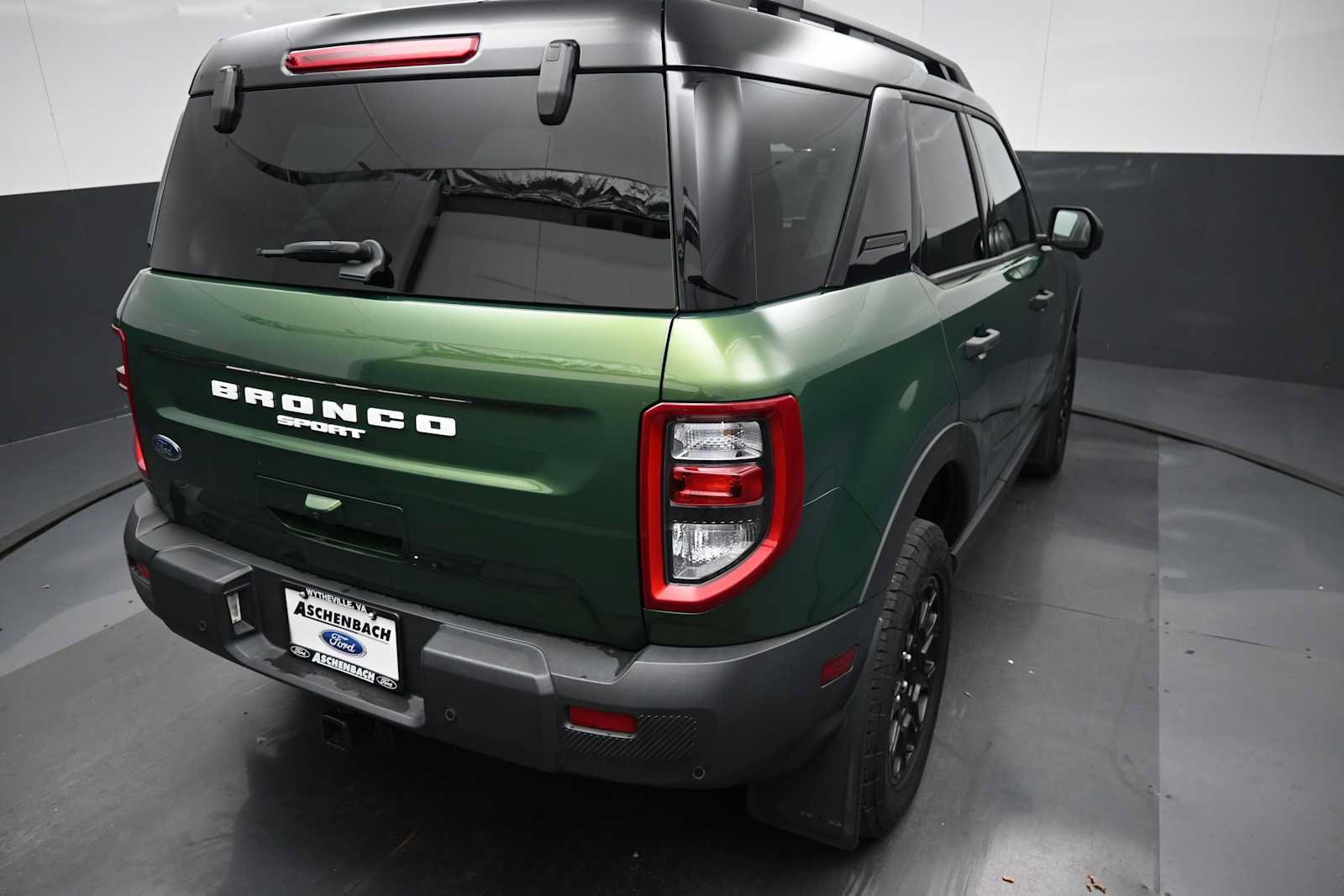 Certified 2025 Ford Bronco Sport Badlands w/ Badlands Tech Package AWD/4WD image 18