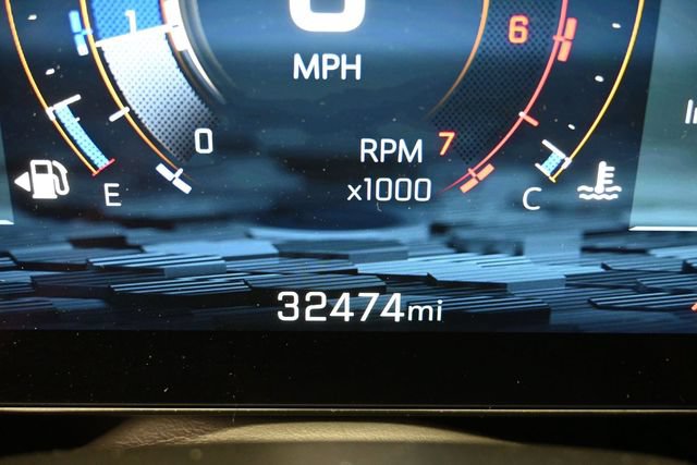 Used 2025 Chevrolet Suburban High Country AWD/4WD image 19