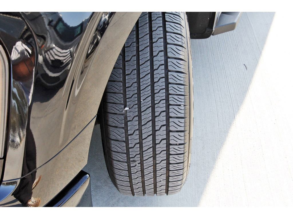 Certified 2025 Ford F150 STX w/ STX Black Appearance Package image 28