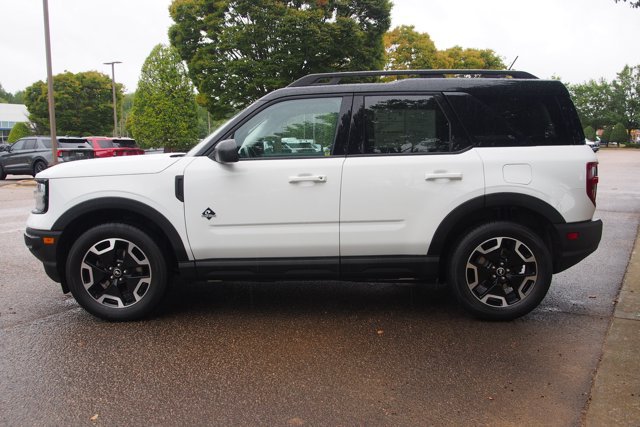 Certified 2023 Ford Bronco Sport Outer Banks w/ Tech Package AWD/4WD image 4