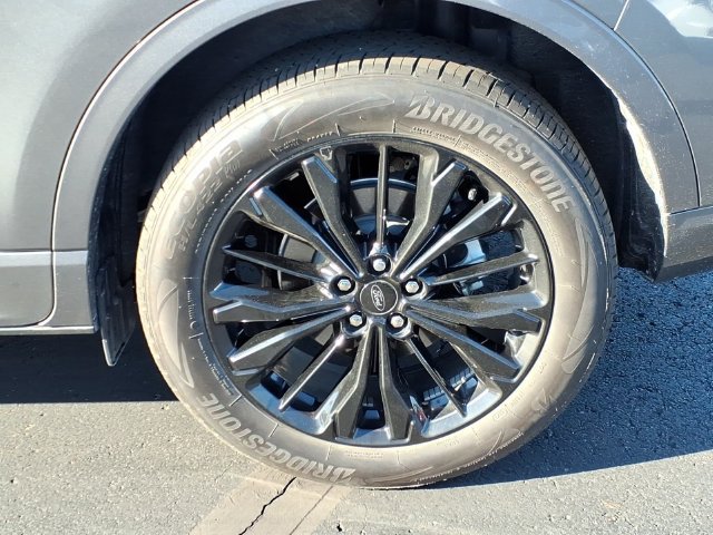 Certified 2024 Ford Escape ST-Line Elite AWD/4WD image 8