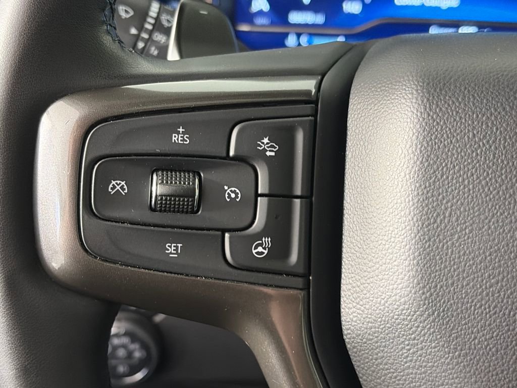 Used 2023 Chevrolet Silverado 1500 ZR2 w/ Technology Package AWD/4WD image 17