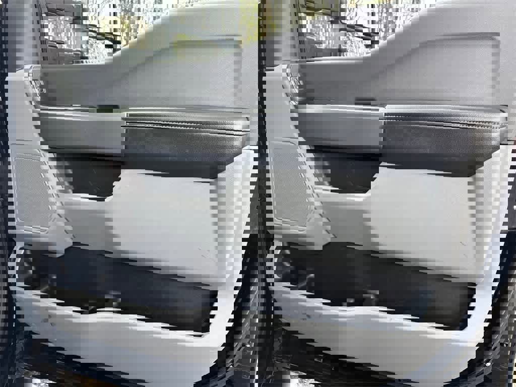 Certified 2025 Ford F250 XLT image 27