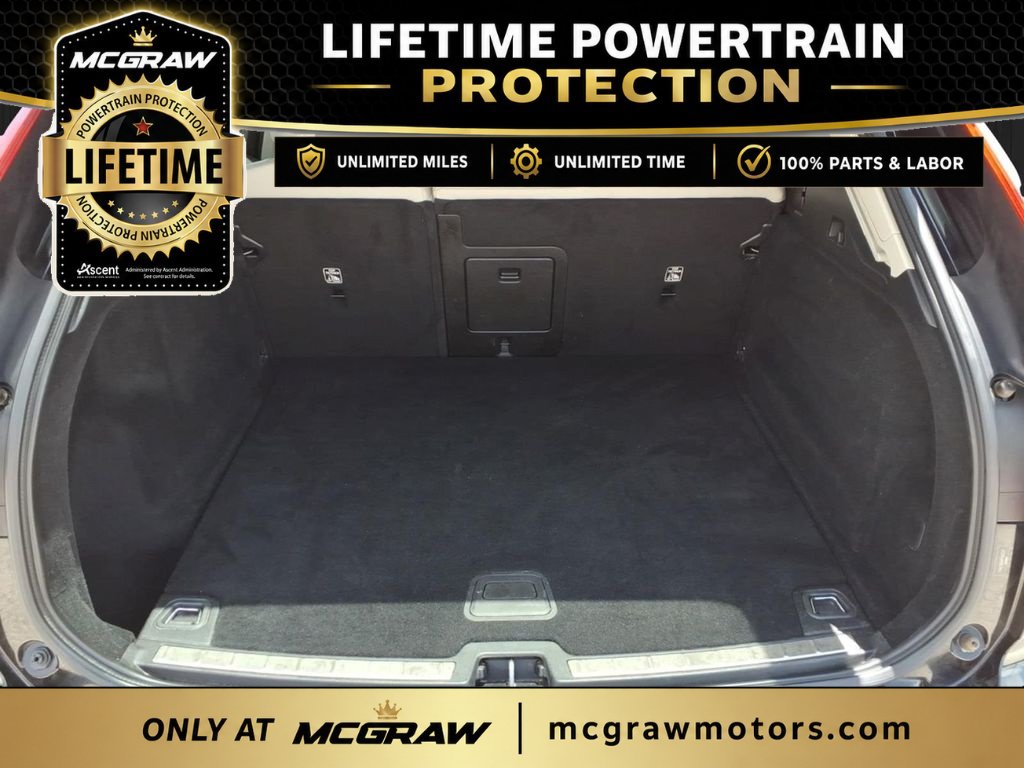 Used 2023 Volvo XC60 B5 Core FWD image 9