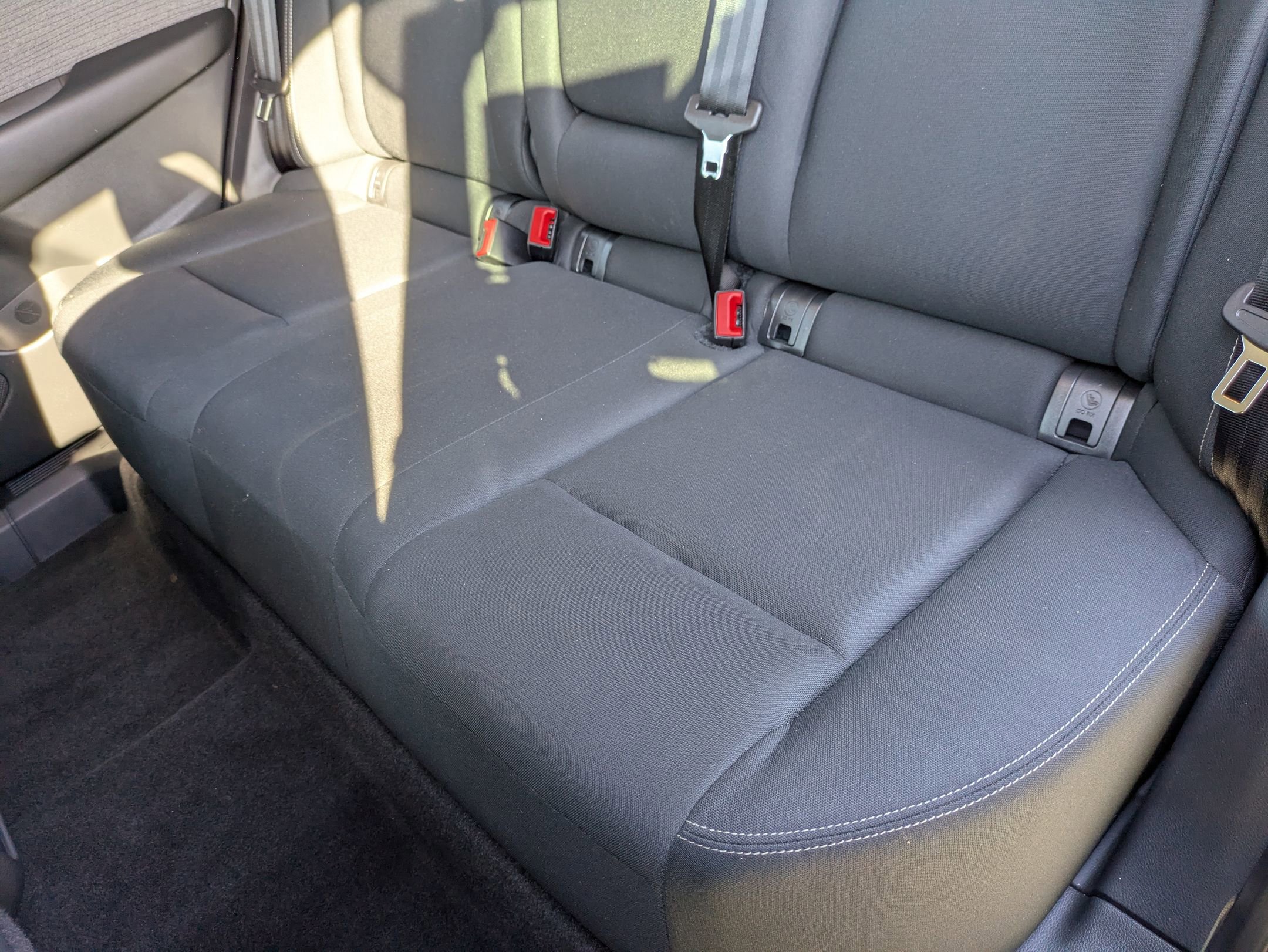 Used 2023 Nissan Rogue S image 28