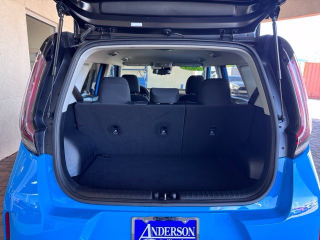 Used 2025 Kia Soul S FWD image 23