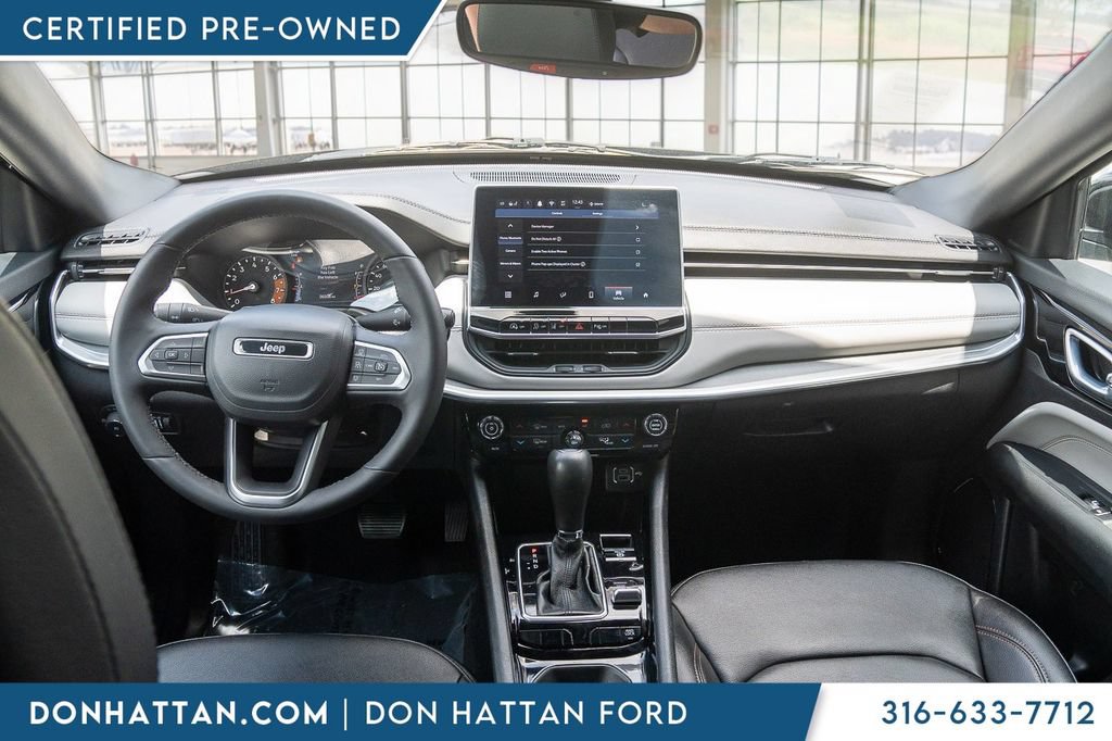 Used 2024 Jeep Compass Limited AWD/4WD image 4