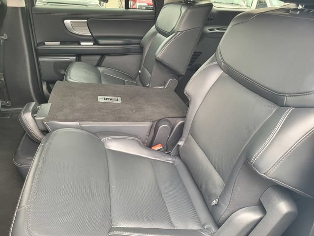 Certified 2025 Ford Expedition Max Platinum AWD/4WD image 13