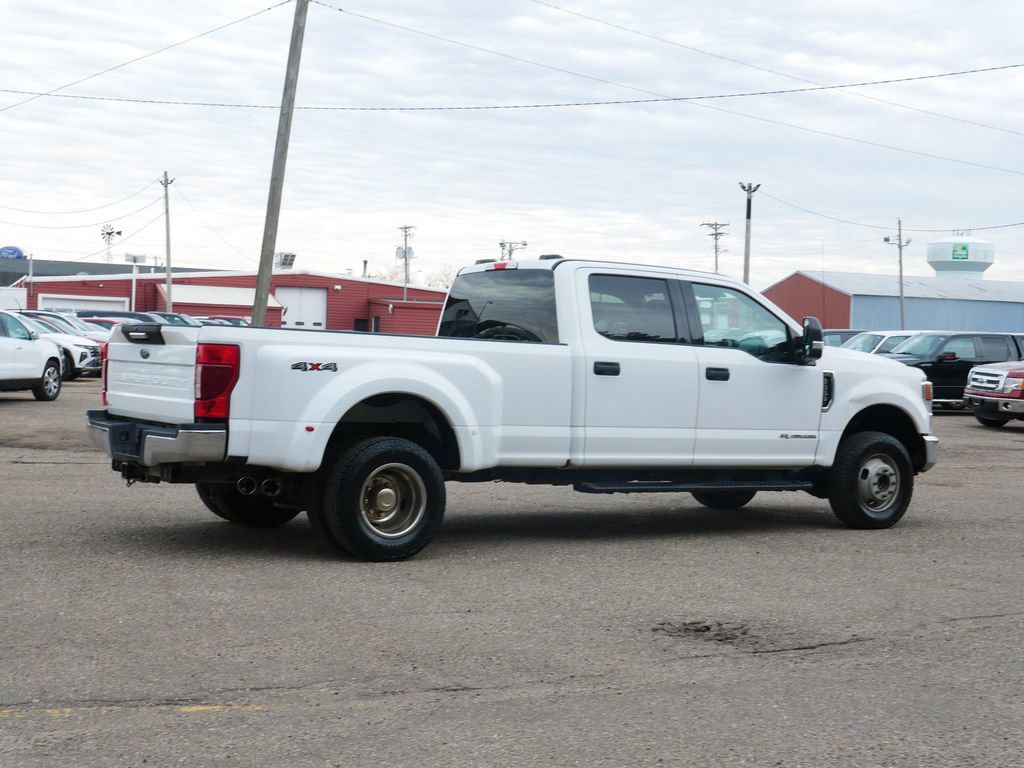 Certified 2020 Ford F350 XLT image 3