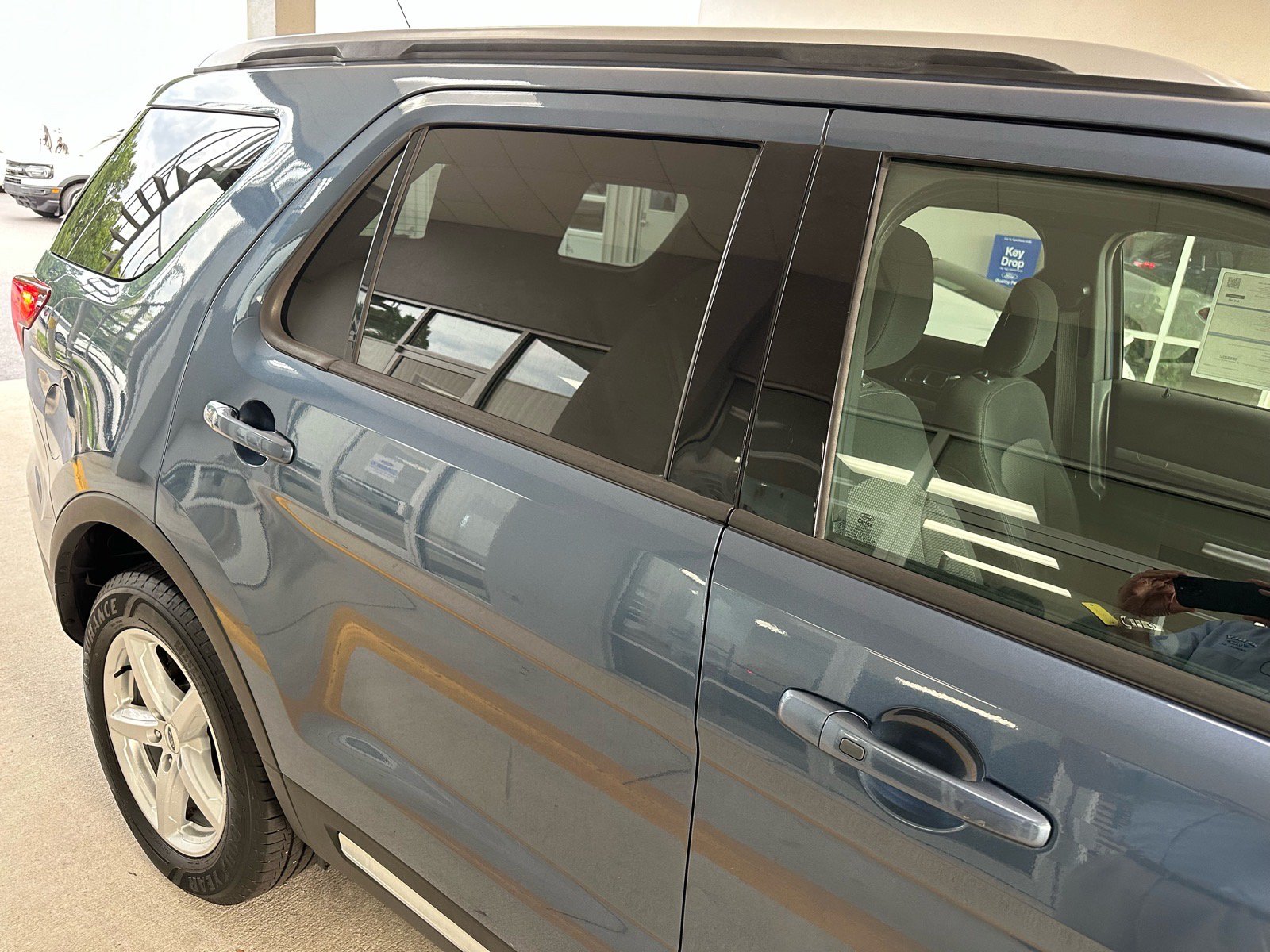 Certified 2019 Ford Explorer XLT w/ Equipment Group 201A FWD image 9