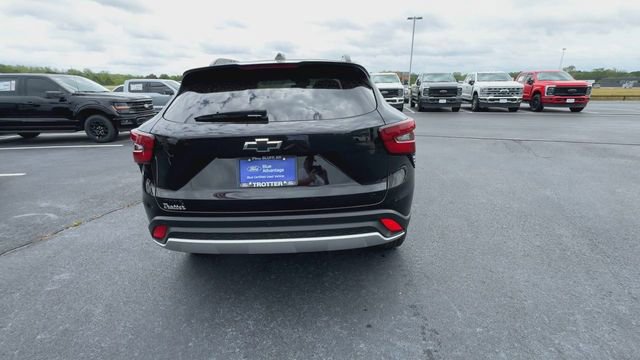 Used 2025 Chevrolet Trax LT w/ Driver Confidence Package image 5