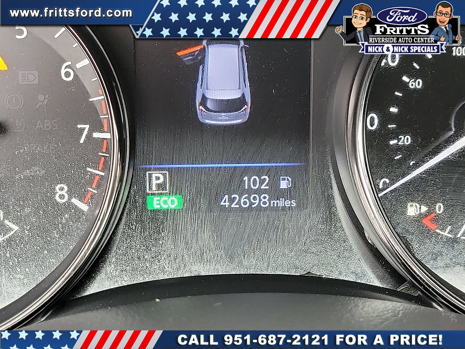 Used 2019 Nissan Rogue SV w/ Premium Package FWD image 2
