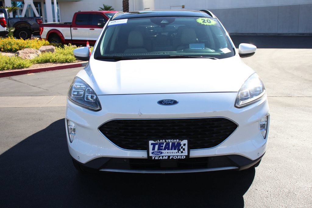 Certified 2020 Ford Escape Titanium w/ Titanium Premium Package 2.0 AWD/4WD image 13