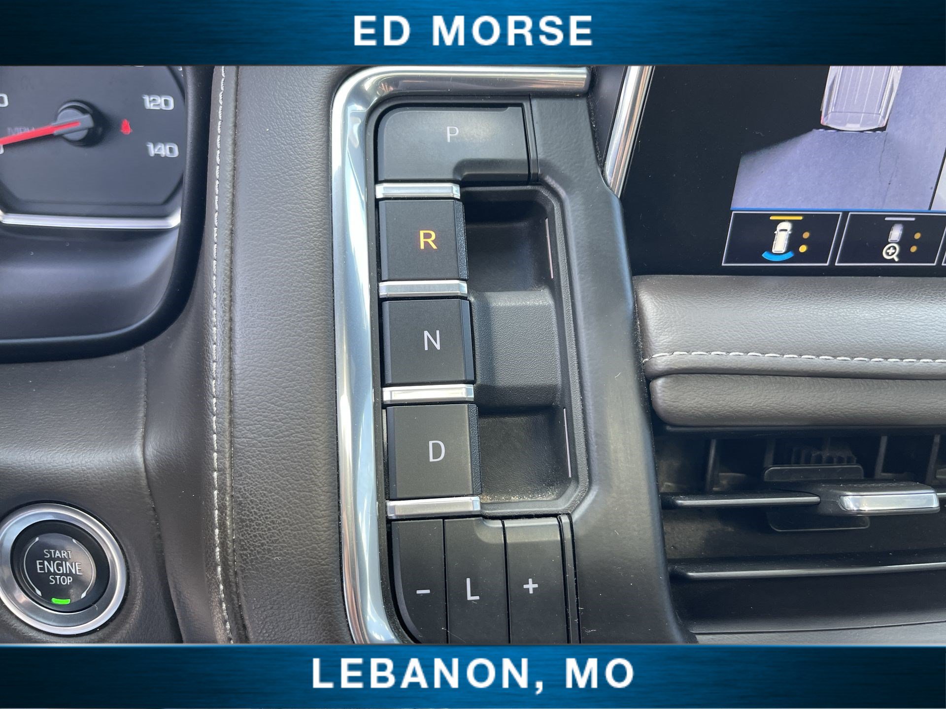 Used 2021 Chevrolet Suburban LT w/ LT Signature Plus Package AWD/4WD image 15