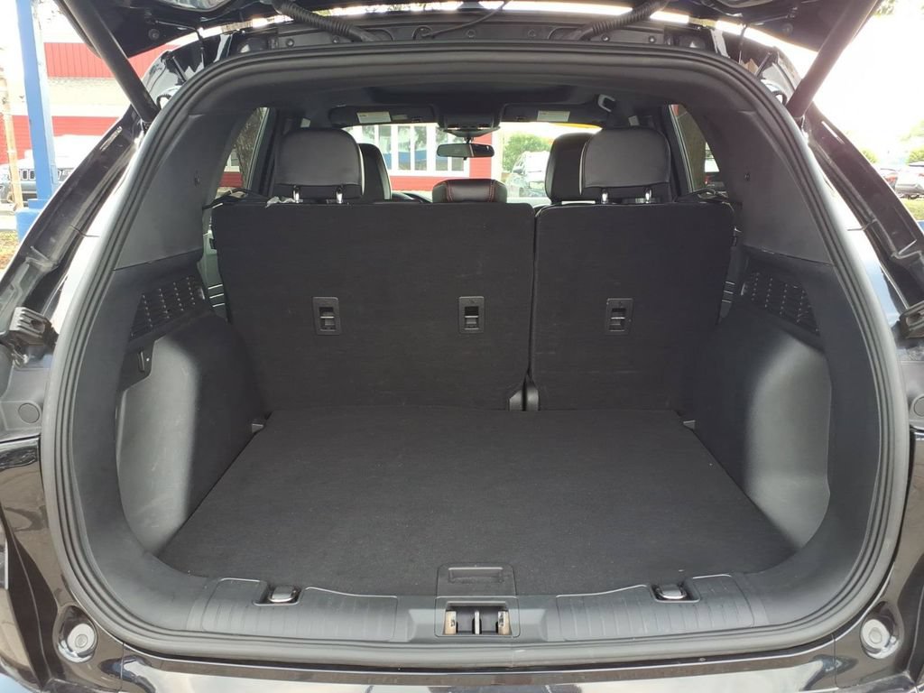 Certified 2023 Ford Escape ST-Line w/ Tech Pack #1 AWD/4WD image 10