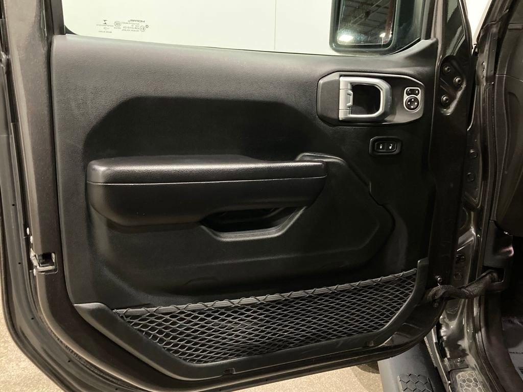 Used 2019 Jeep Wrangler Unlimited Sport image 23