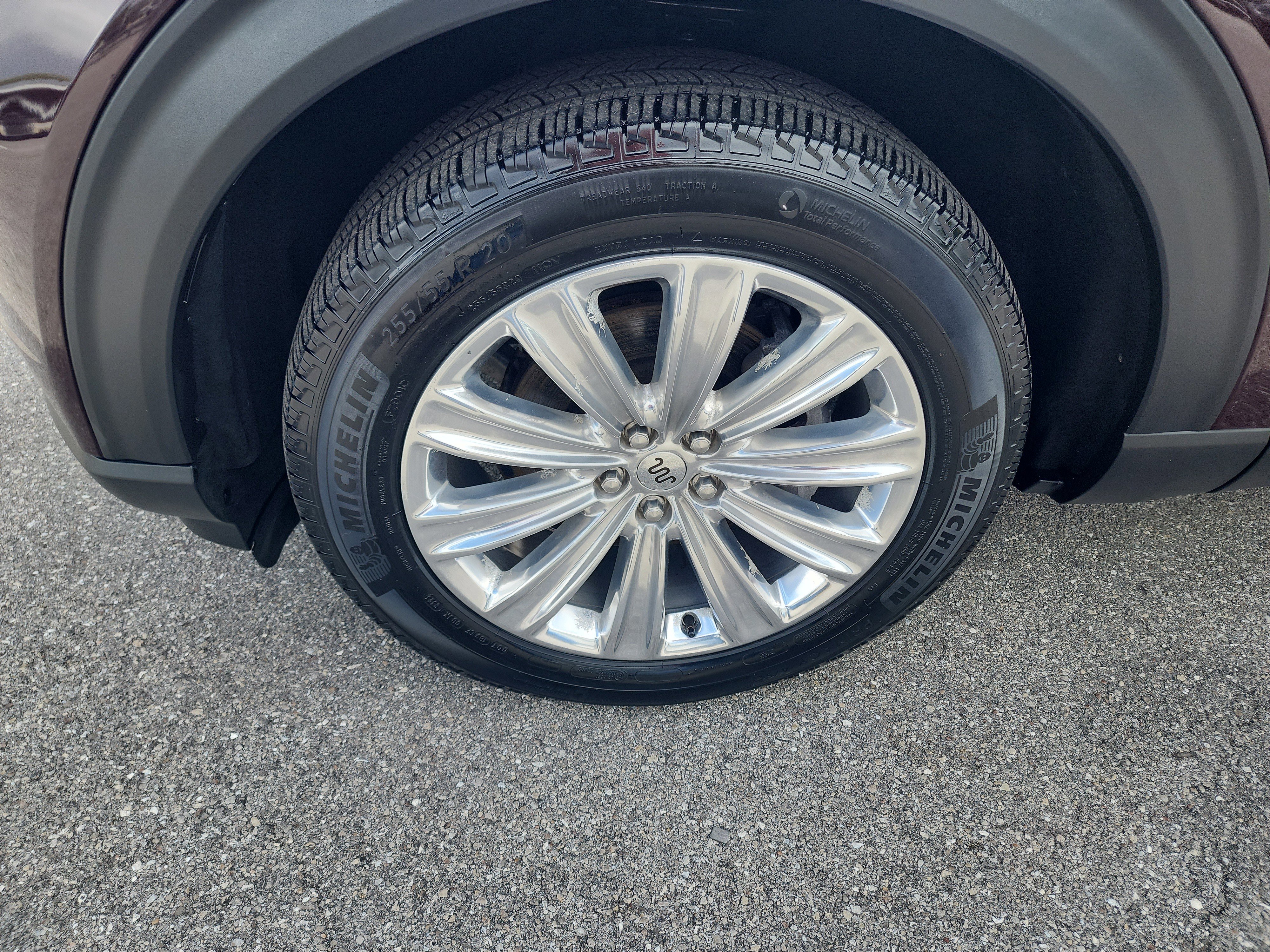 Certified 2023 Ford Explorer King Ranch w/ Class IV Trailer Tow Package image 9