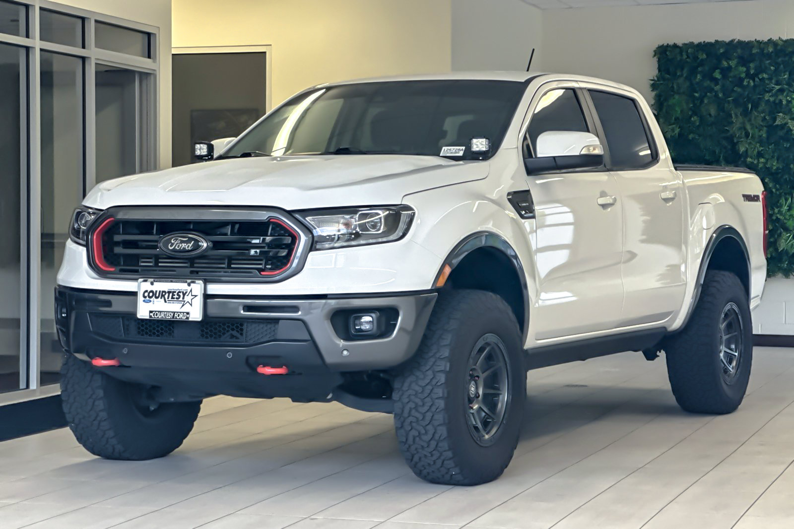 Certified 2023 Ford Ranger Lariat w/ Tremor Off-Road Package AWD/4WD image 8