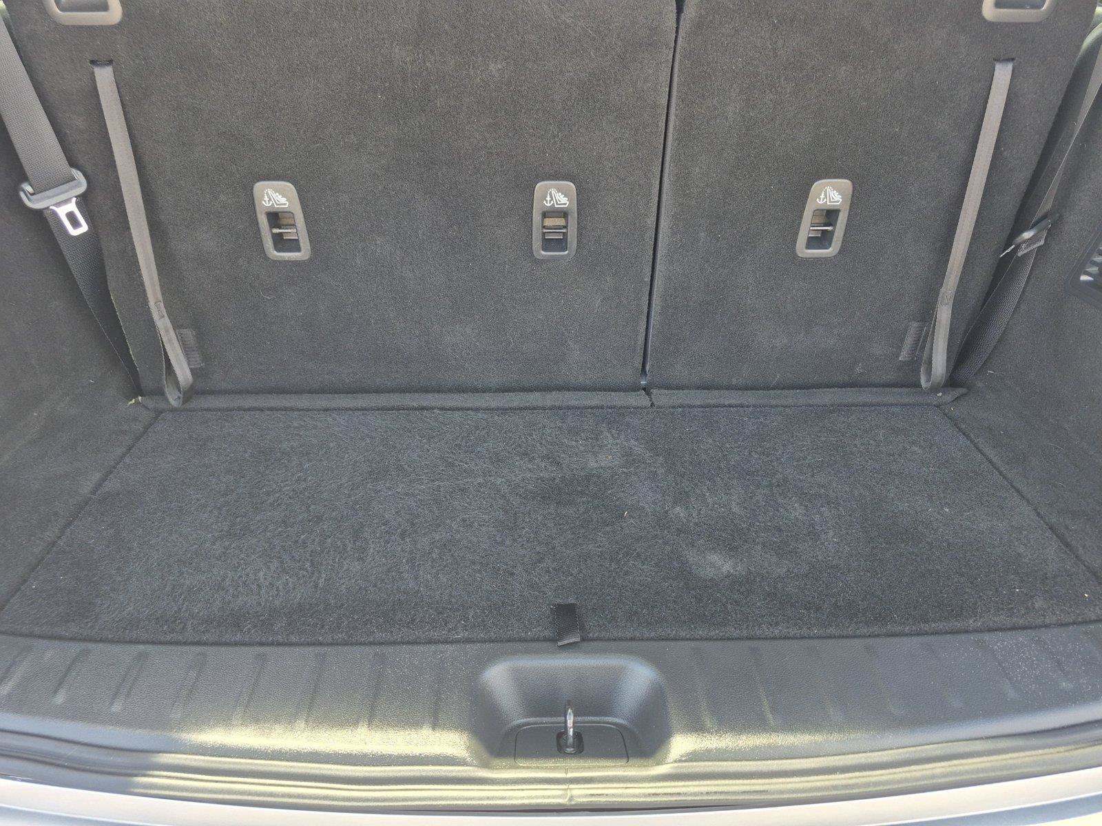 Used 2025 Nissan Pathfinder SL AWD/4WD image 30