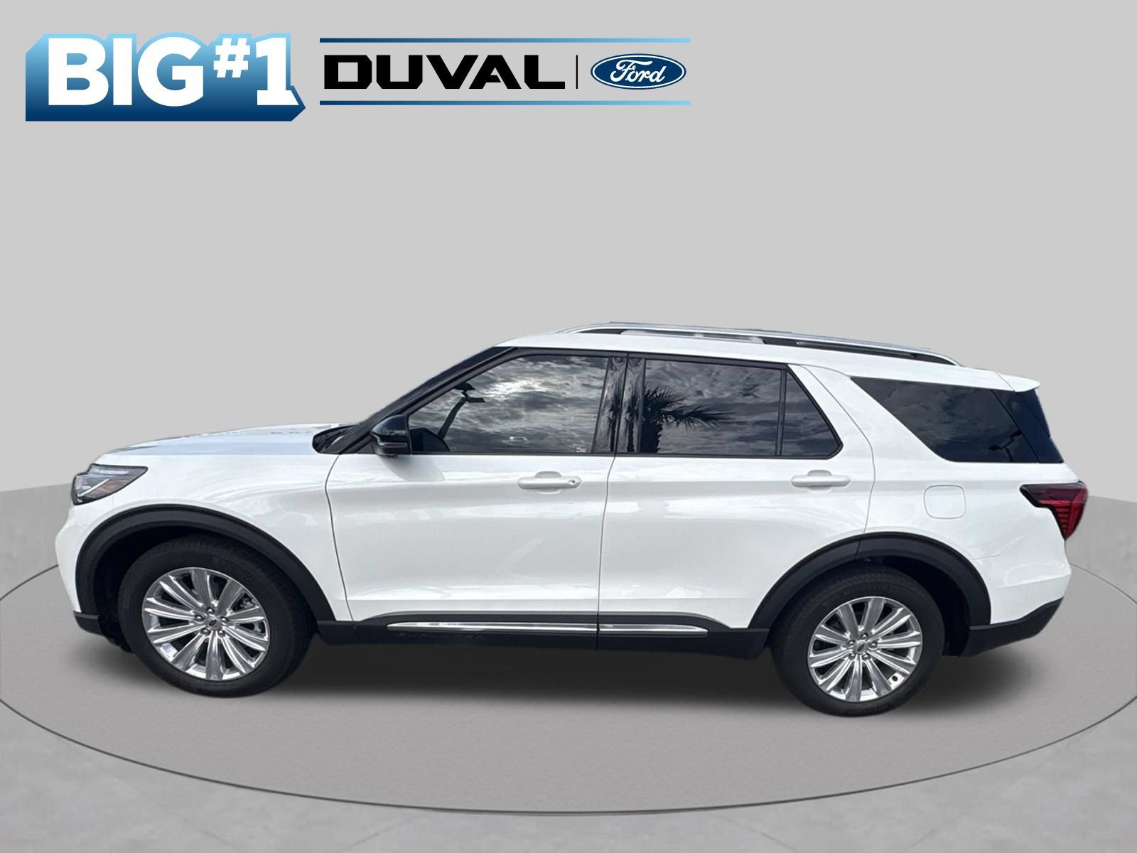 Certified 2025 Ford Explorer Platinum RWD image 5