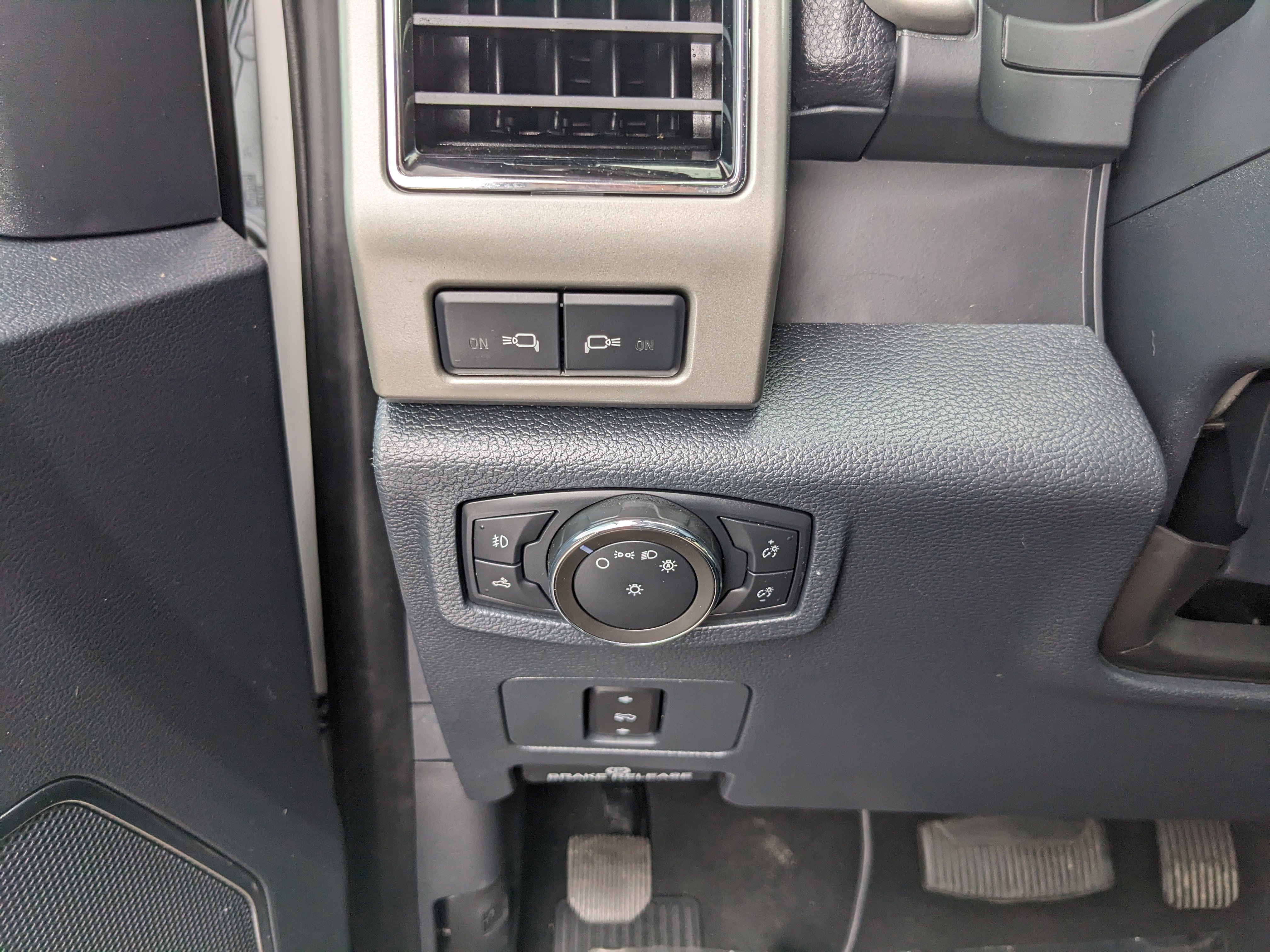 Certified 2022 Ford F250 Lariat image 25