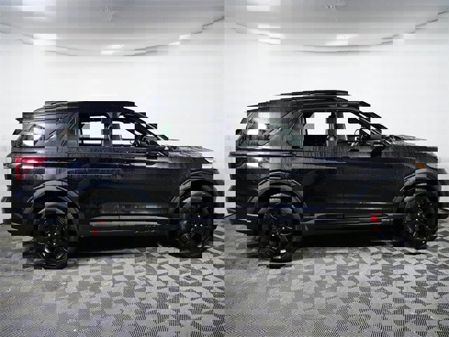 Certified 2023 Ford Explorer ST w/ Technology Package image 6