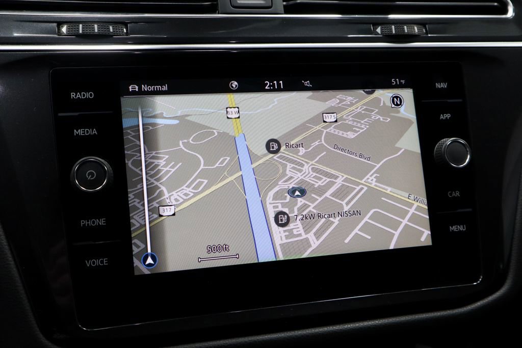 Used 2022 Volkswagen Tiguan SEL R-Line image 10