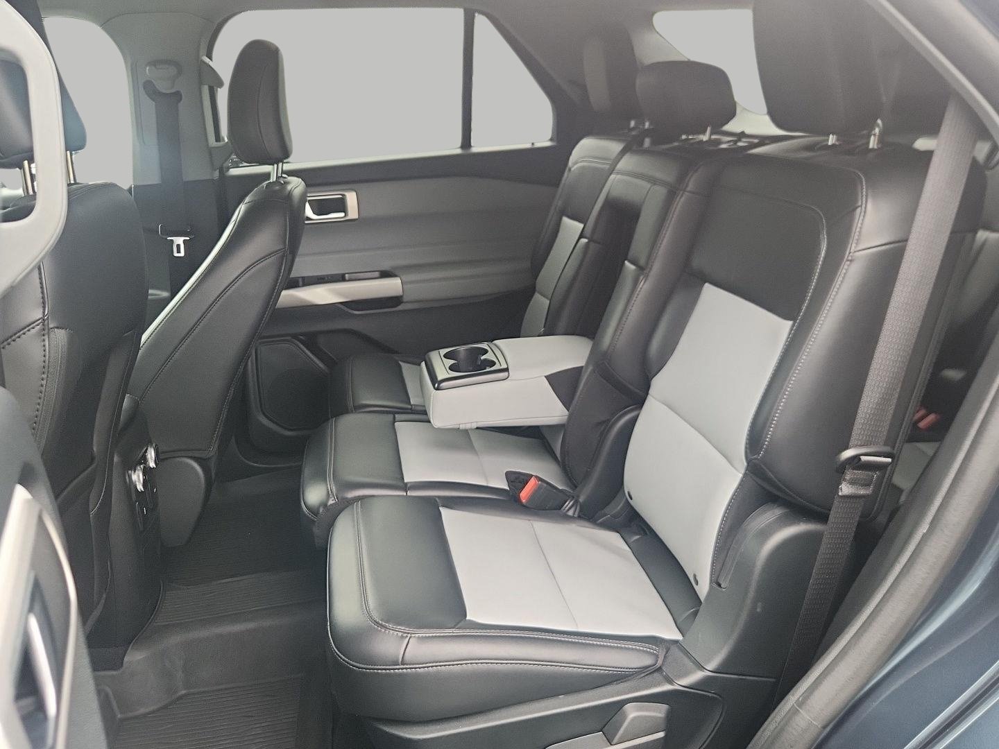 Certified 2023 Ford Explorer XLT w/ Equipment Group 202A AWD/4WD image 13