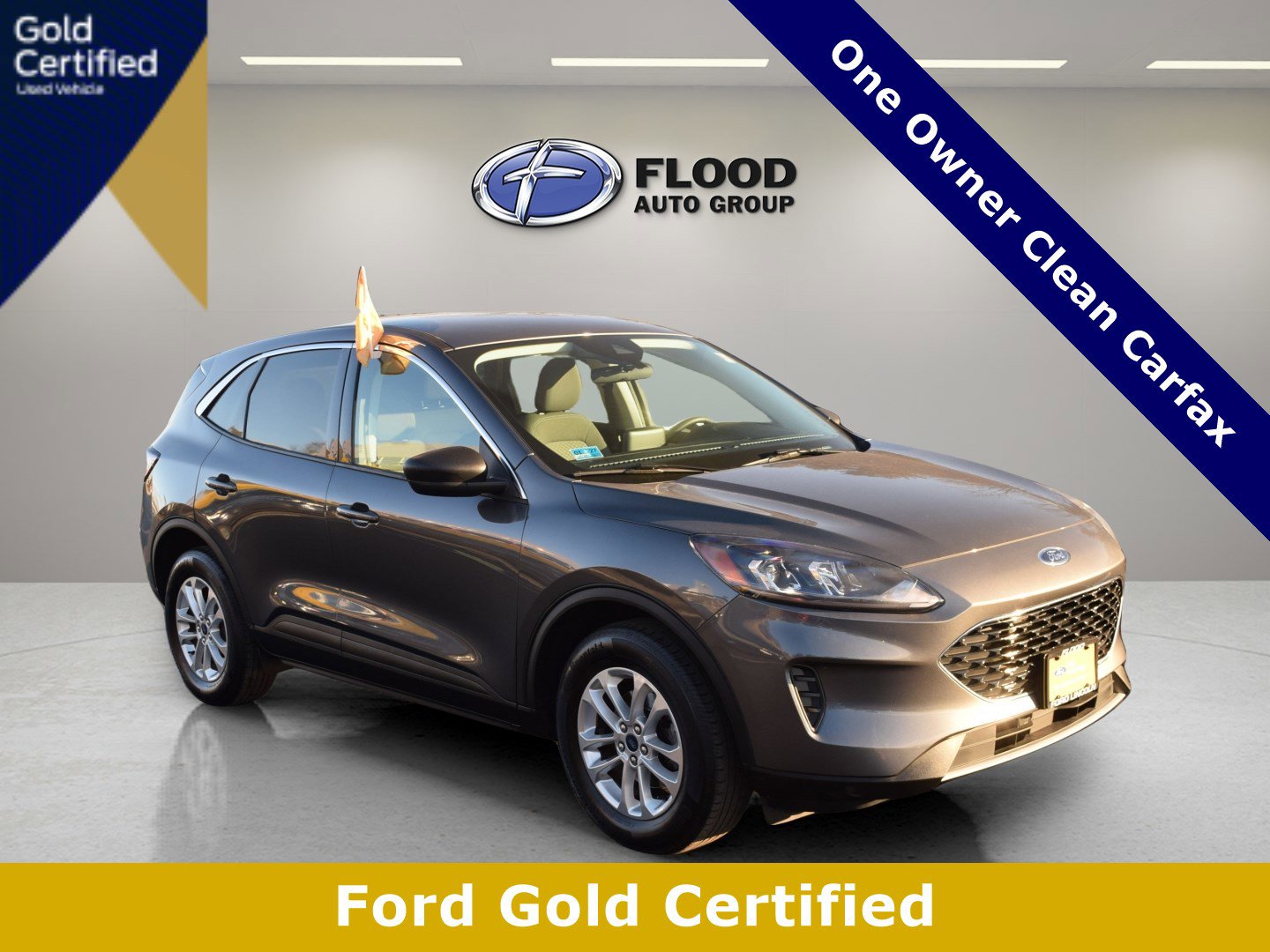 Certified 2022 Ford Escape SE w/ Cold Weather Package image 1