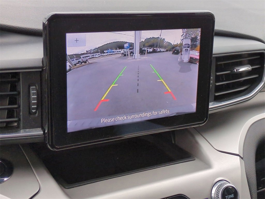 Certified 2022 Ford Explorer XLT w/ Equipment Group 202A image 20