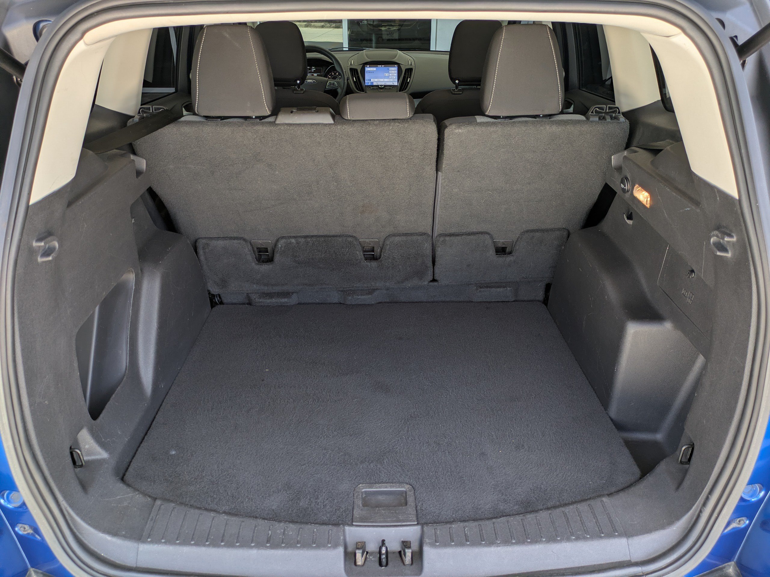 Certified 2019 Ford Escape SE FWD image 18