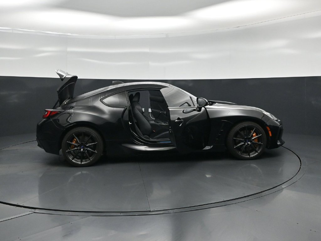 Used 2024 Subaru BRZ tS RWD image 5