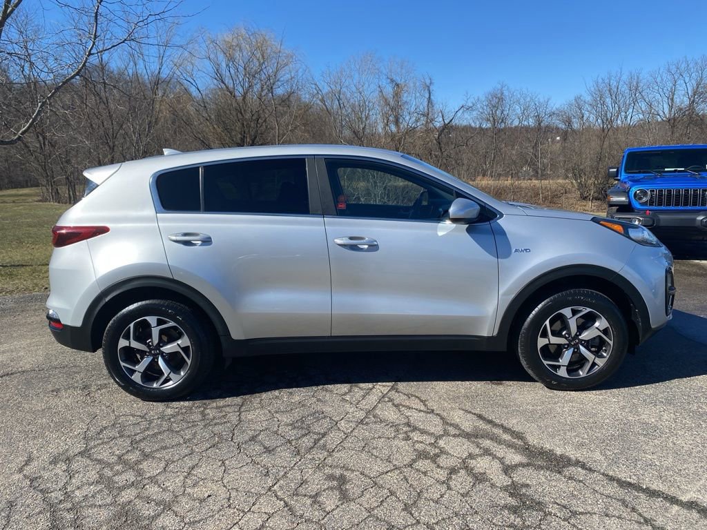 Used 2020 Kia Sportage LX image 6