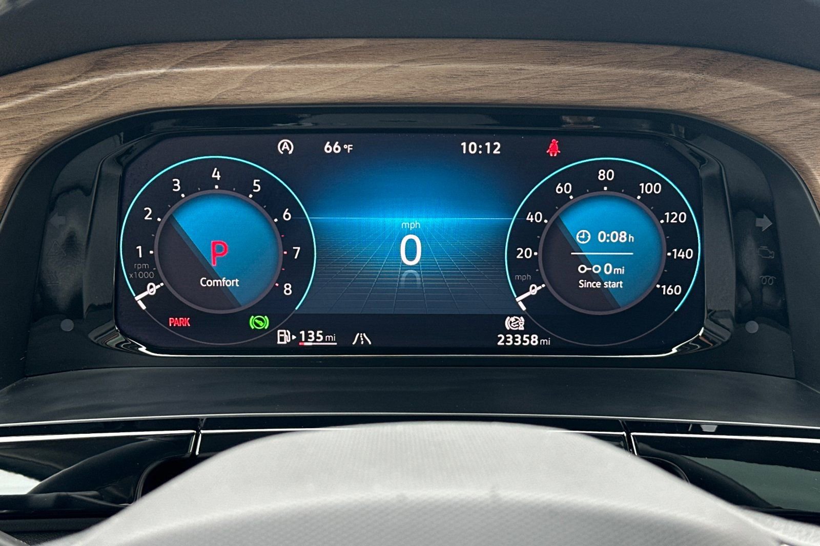 Used 2024 Volkswagen Atlas SE w/ Panoramic Sunroof Package FWD image 24