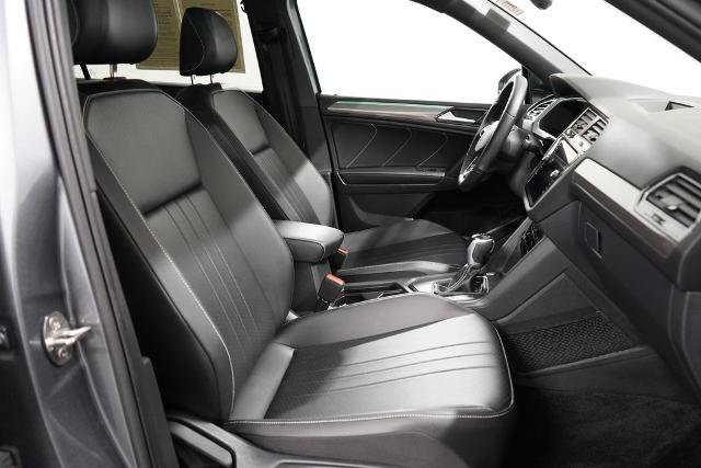 Used 2024 Volkswagen Tiguan SE R-Line FWD image 21