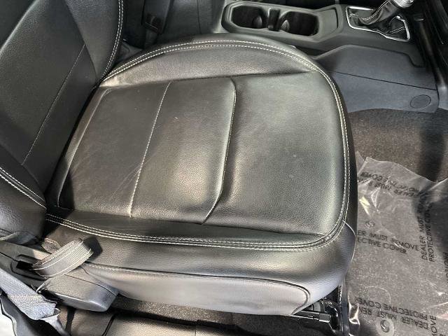 Used 2023 Jeep Wrangler Unlimited Sahara w/ Cold Weather Group image 27