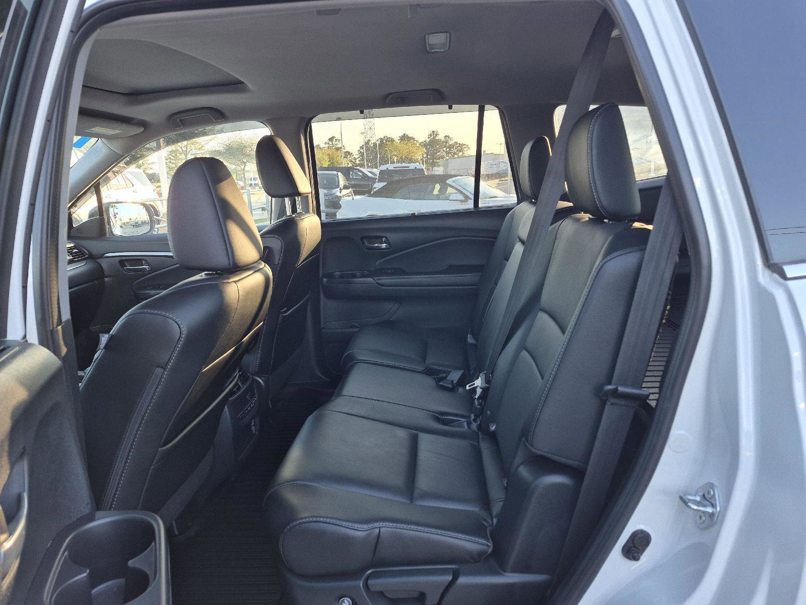 Used 2022 Honda Pilot Special Edition image 19