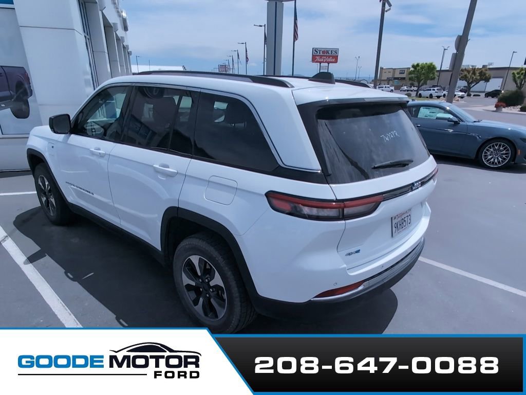 Used 2024 Jeep Grand Cherokee Limited 4xe AWD/4WD image 3
