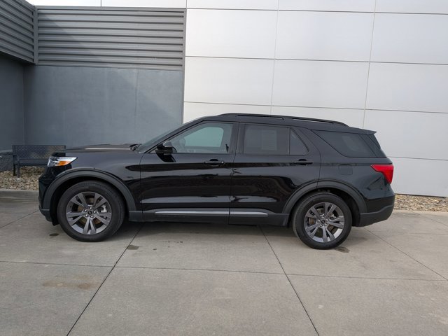 Certified 2024 Ford Explorer XLT w/ Equipment Group 202A image 7