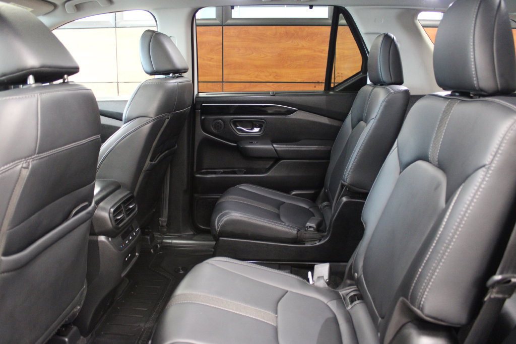 Used 2024 Honda Pilot Touring image 37