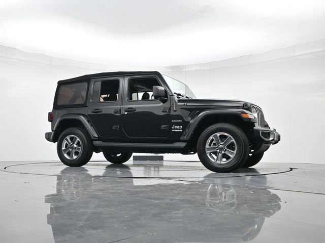 Used 2022 Jeep Wrangler Unlimited Sahara image 32