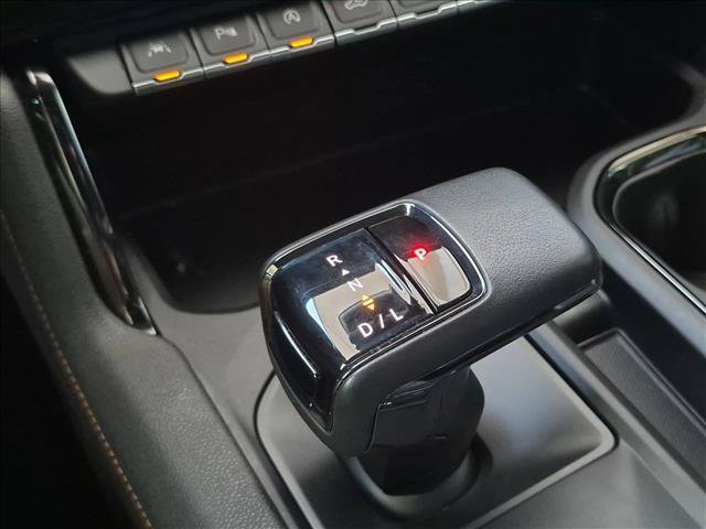Used 2022 GMC Sierra 1500 AT4 w/ AT4 Premium Package AWD/4WD image 11