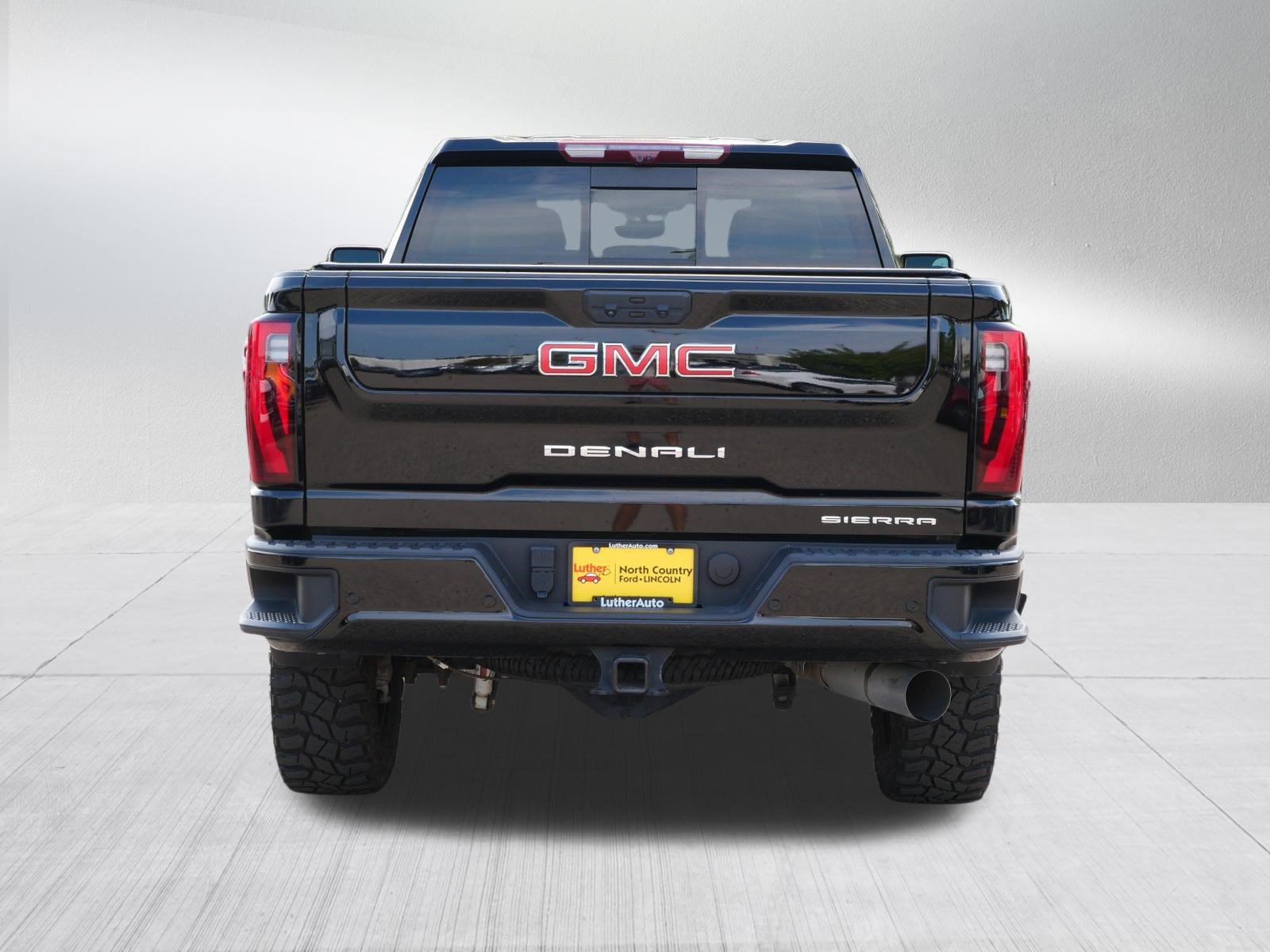 Used 2024 GMC Sierra 2500 Denali w/ Denali Reserve Package AWD/4WD image 6