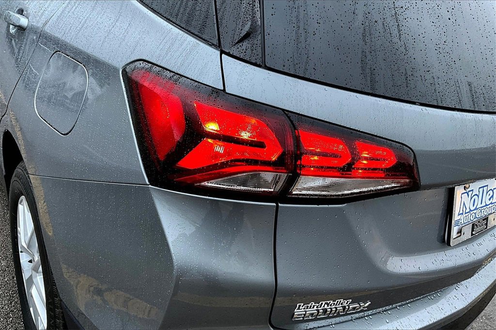 Used 2023 Chevrolet Equinox LT w/ Driver Convenience Package image 30