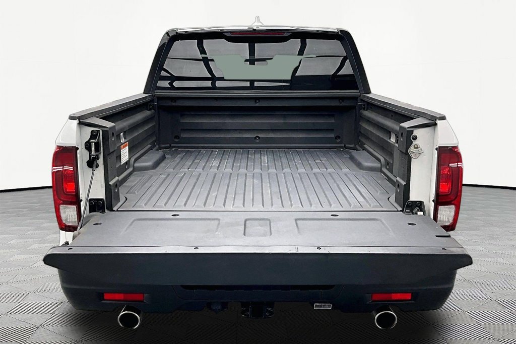 Used 2023 Honda Ridgeline Sport image 18